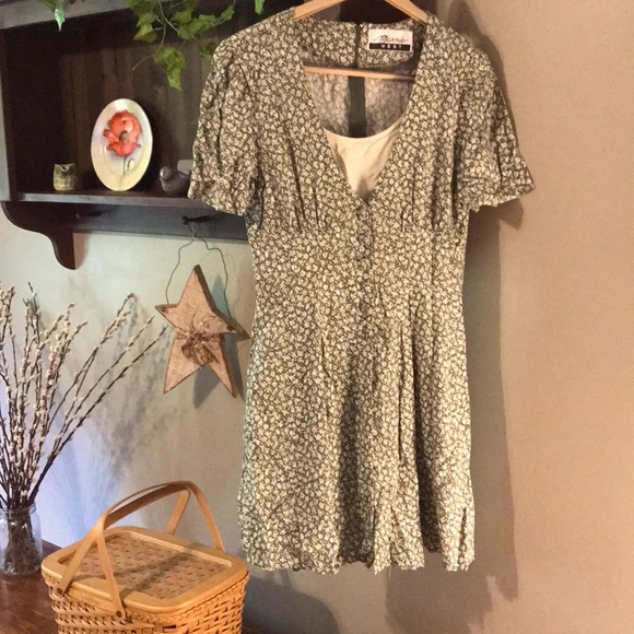 Dresses & Skirts - sage and beige floral cottagecore dress